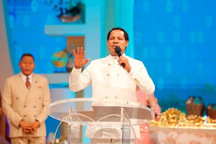 CHRISTMAS: THE CELEBRATION OF CHRIST IN YOU, THREE KEY ELEMENTS OF RIGHTEOUSNESS, CARRY OUT THE WORD!, IT’S YOUR JOB TO LET THEM KNOW, THE LIGHT OF HIS RIGHTEOUSNESS, A LIFE OF THANKSGIVING, GOD’S EXECUTIVE ASSISTANTS, HE SEES THE HEART