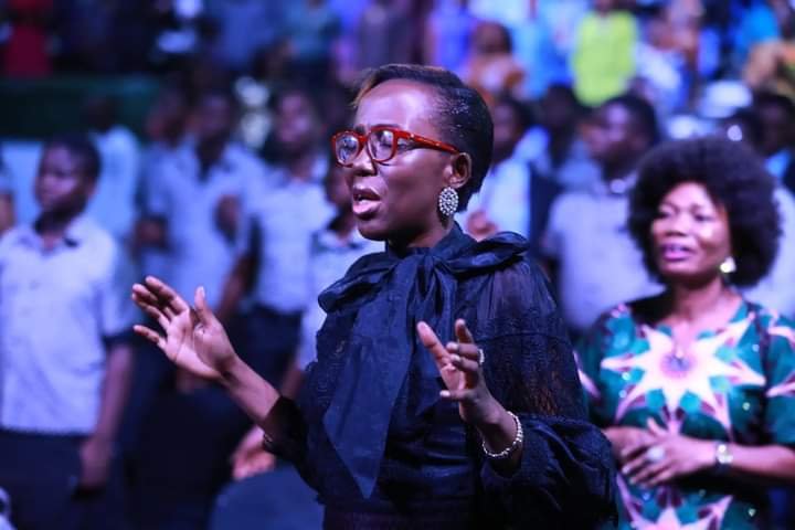 I ENJOY GOD'S BOUNDLESS GRACE