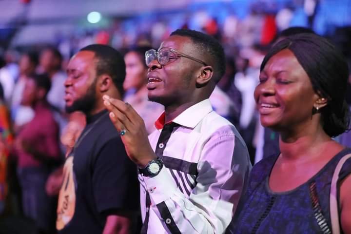 I WALK IN DIVINE WISDOM AND PROSPERITY, I AM CONFIDENT AND COURAGEOUS