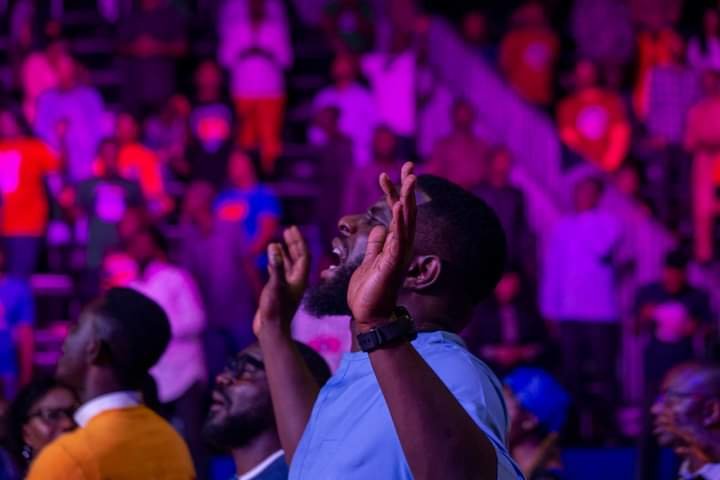 I ENJOY EXTRAORDINARY STRENGTH, I PROCLAIM WELLNESS AND LIFE TO MY BODY, I AM LOADED WITH GOOD THINGS