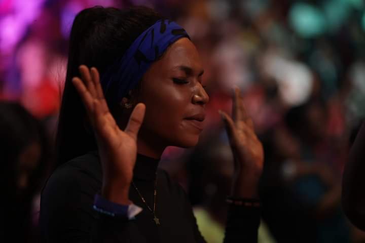 I HAVE SPECIAL FAVOUR, I UNVEIL CHRIST TO MY WORLD, GOD'S WORD IS MY LIFE